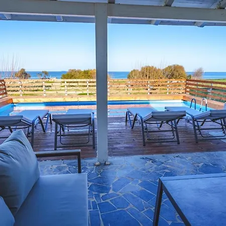 Beachfront Lux